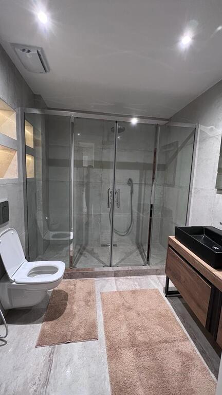 İcarəyə verilir 4 otaqlı yeni tikili 220 m² — Mənzil, Bakı (11)