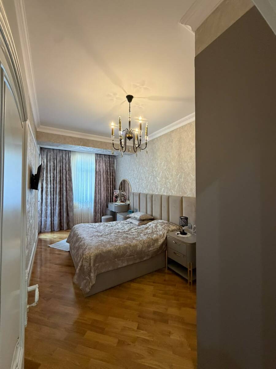 Satılır 4 otaqlı yeni tikili 152 m² — Mənzil, Bakı (9)