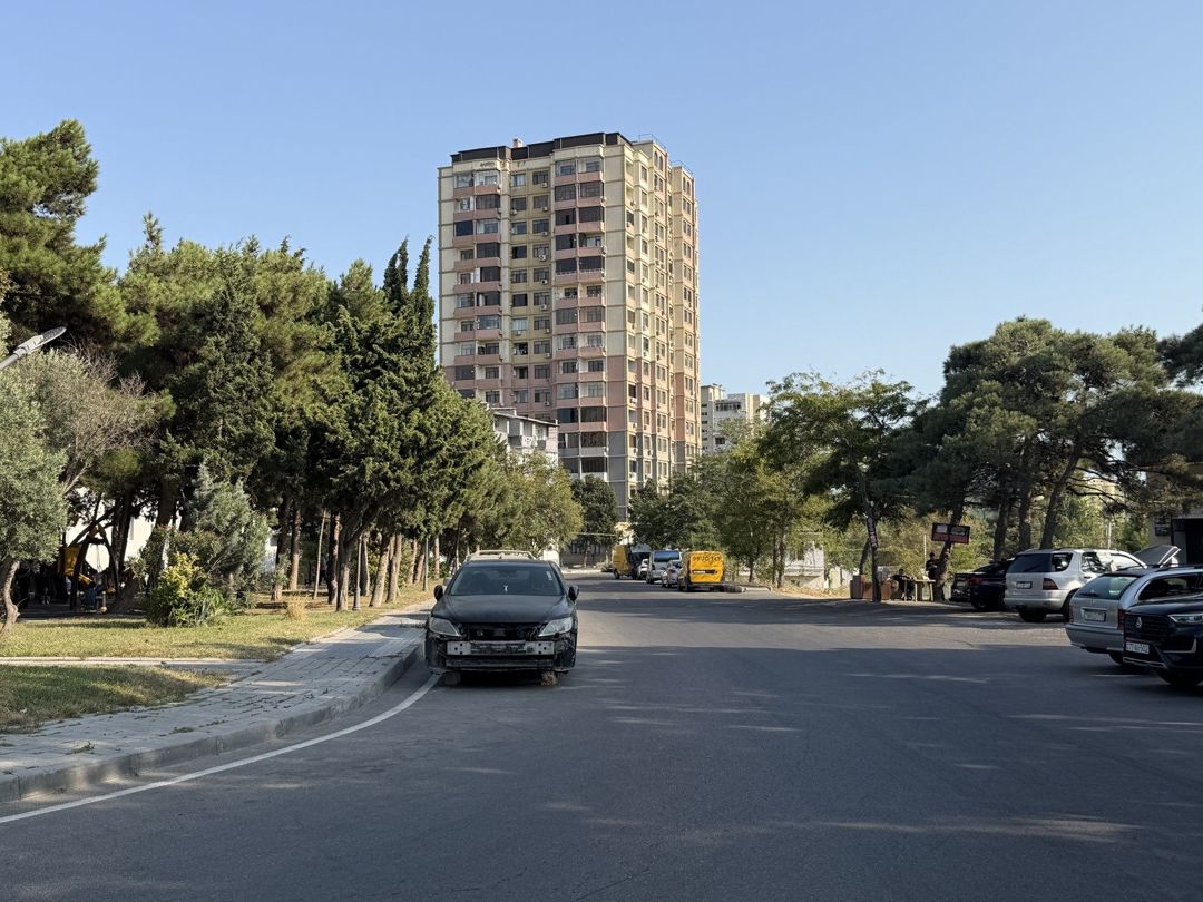 Satılır 4 otaqlı köhnə tikili 100 m² — Mənzil, Bakı (5)