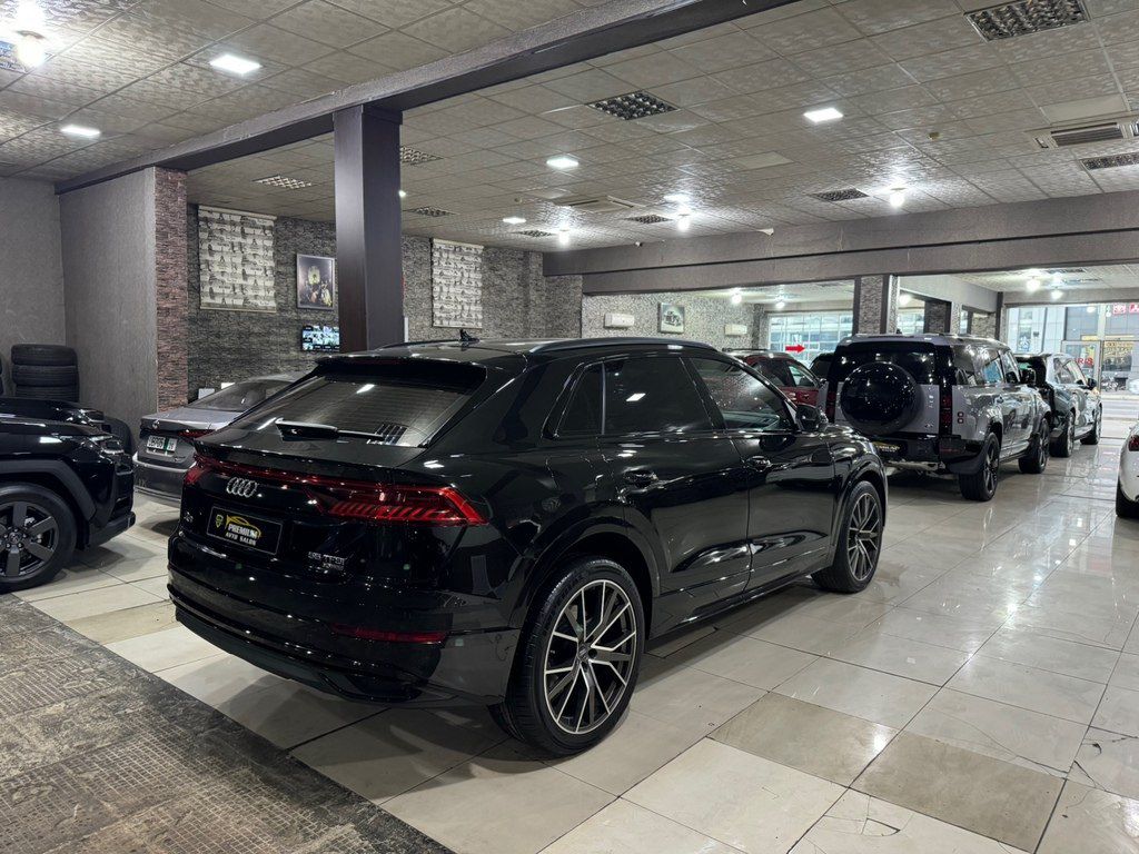 Audi Q8, 3.0 L, 2022 il, 85 000 km — Avtomobillər, Bakı (6)