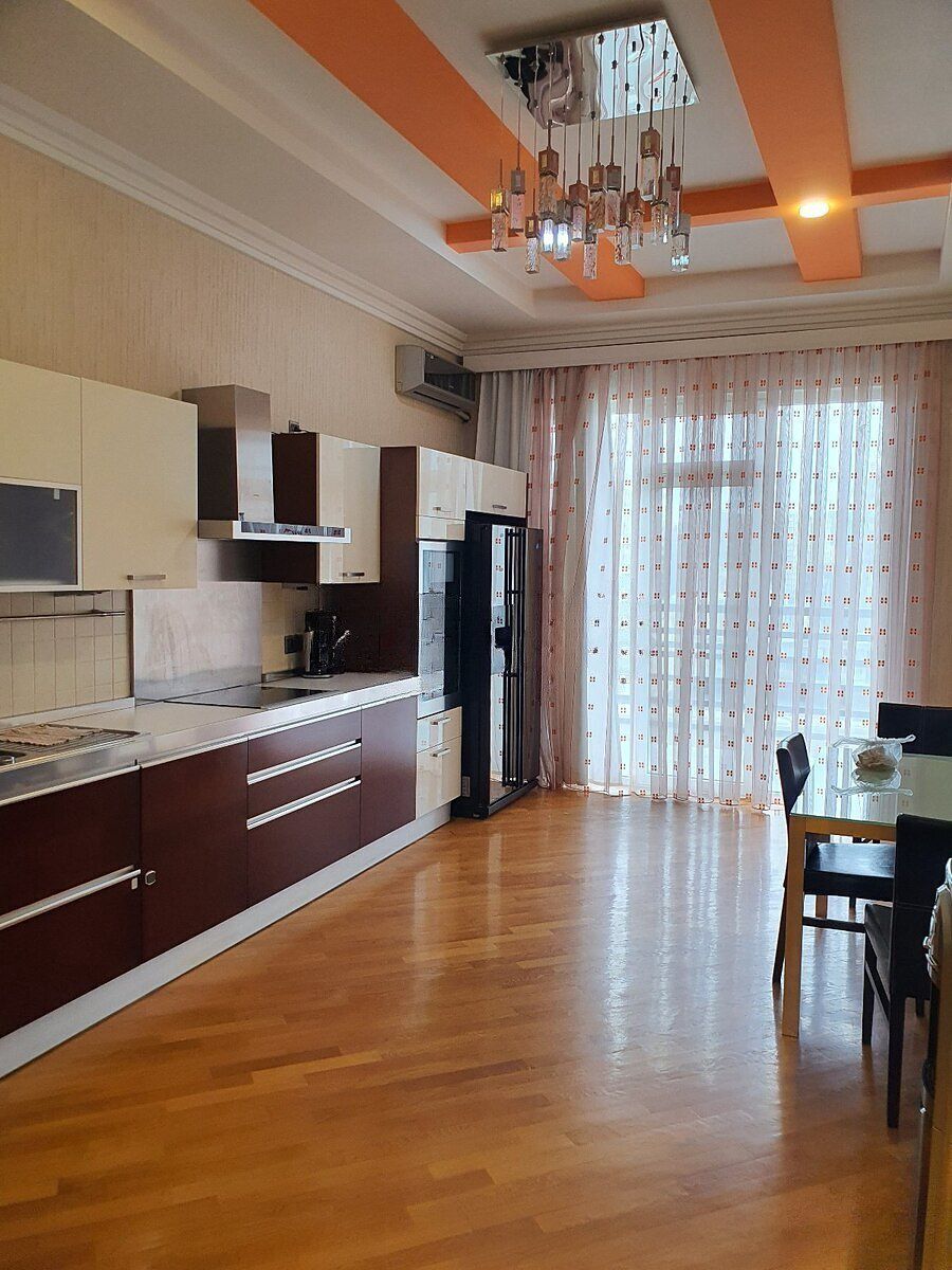İcarəyə verilir 4 otaqlı yeni tikili 200 m² — Mənzil, Bakı (3)