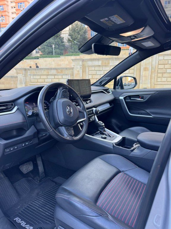 Toyota RAV4, 2.5 L, 18.1 kWh, 2023 il, 44 000 km — Avtomobillər, Bakı (11)
