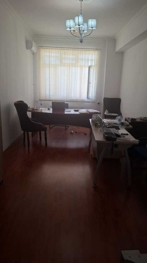 İcarəyə verilir obyekt 130 m² — Bakı