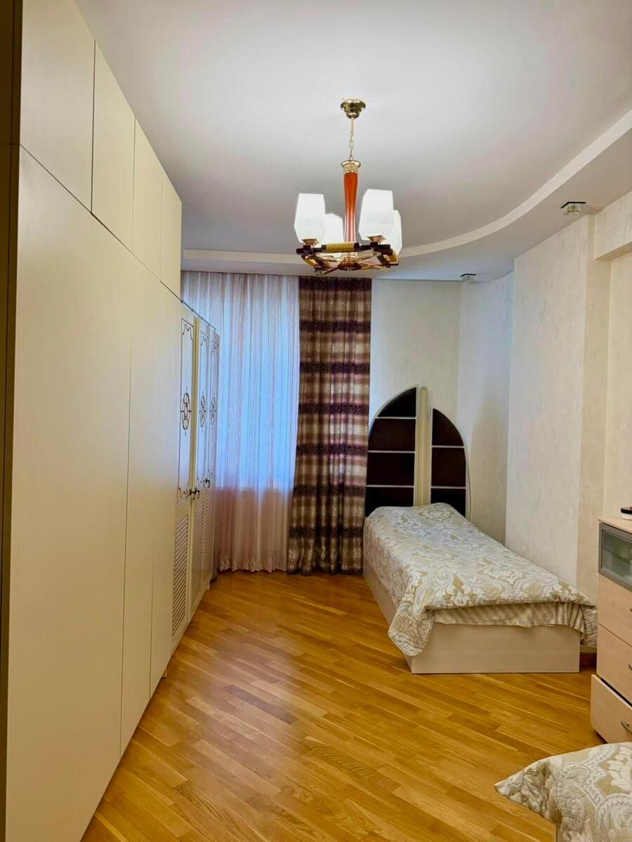 Satılır 3 otaqlı yeni tikili 140 m² — Mənzil, Bakı (9)
