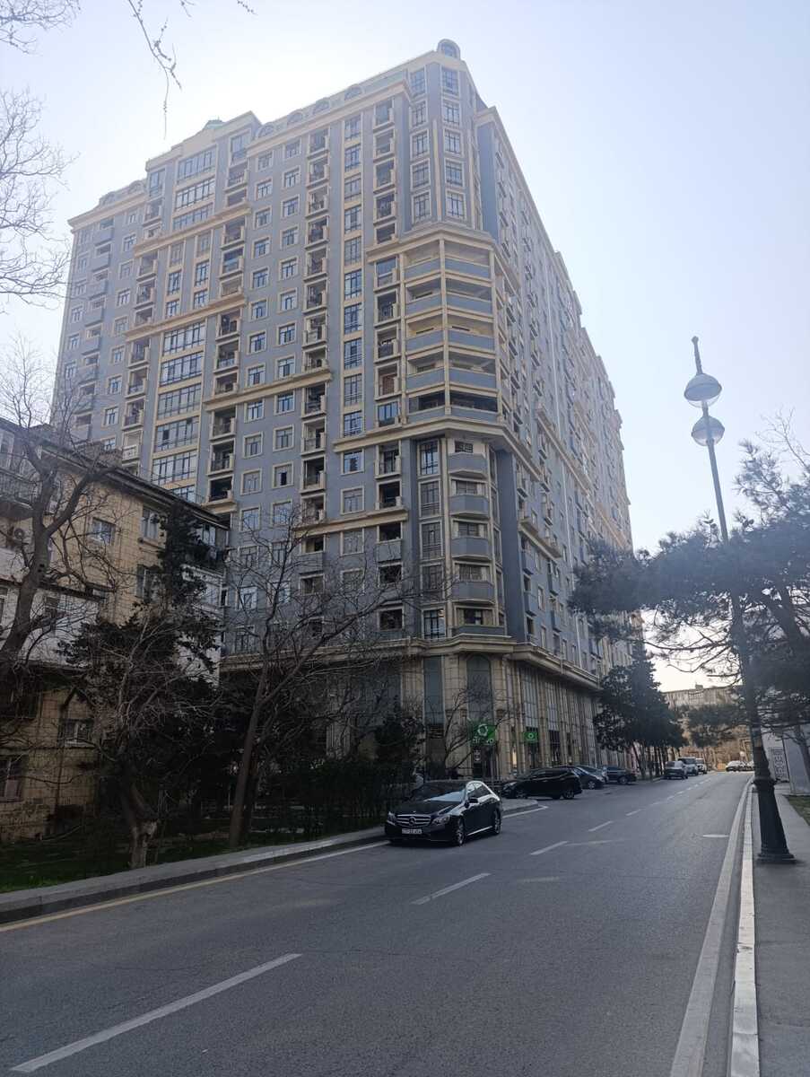 Satılır 2 otaqlı yeni tikili 80 m² — Mənzil, Bakı (2)