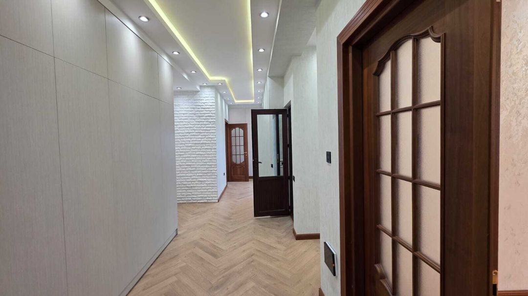 Satılır 3 otaqlı yeni tikili 171 m² — Mənzil, Bakı (8)