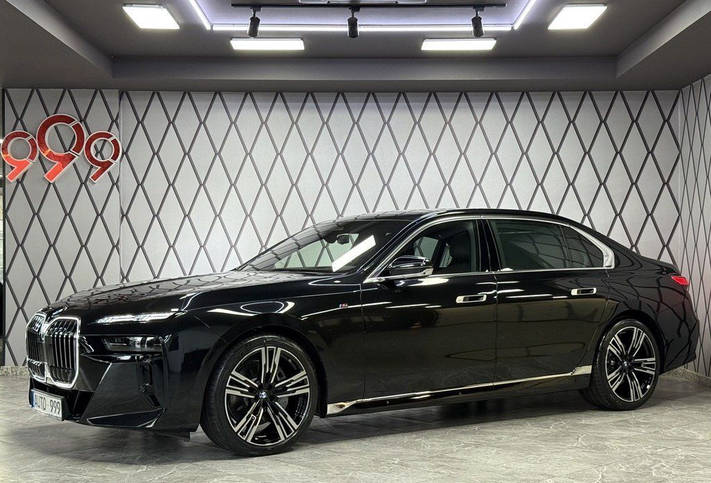 BMW 740, 3.0 L, 2025 il, 6 000 km — Avtomobillər, Bakı (2)