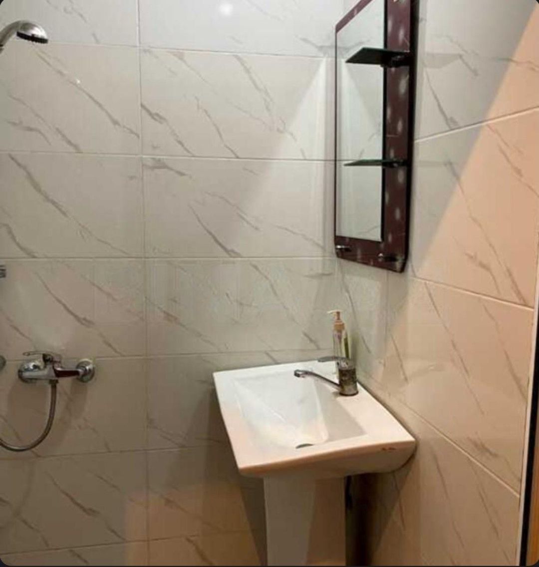 İcarəyə verilir 2 otaqlı köhnə tikili 45 m² — Mənzil, Bakı (3)
