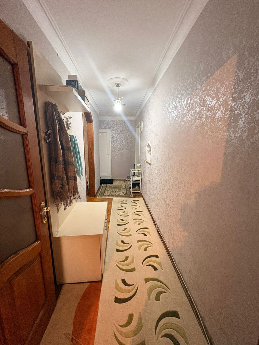 Satılır 3 otaqlı köhnə tikili 75 m² — Mənzil, Bakı (2)