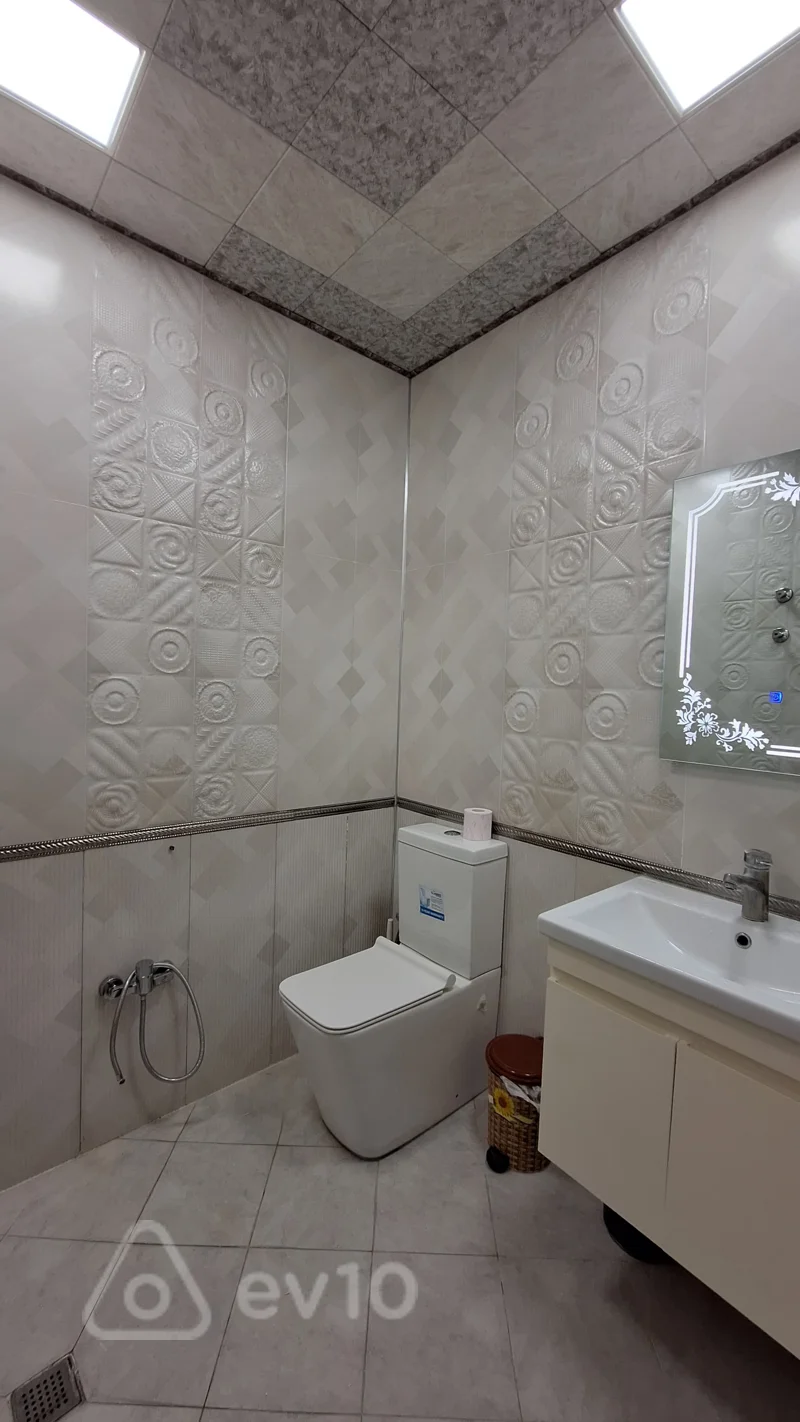 4 otaqlı mənzil, 110 m², Qara Qarayev — kirayə — Mənzil, Bakı (10)