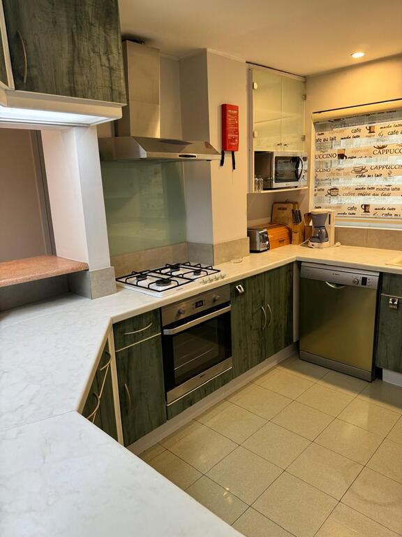 İcarəyə verilir 4 otaqlı yeni tikili 150 m² — Mənzil, Bakı (7)