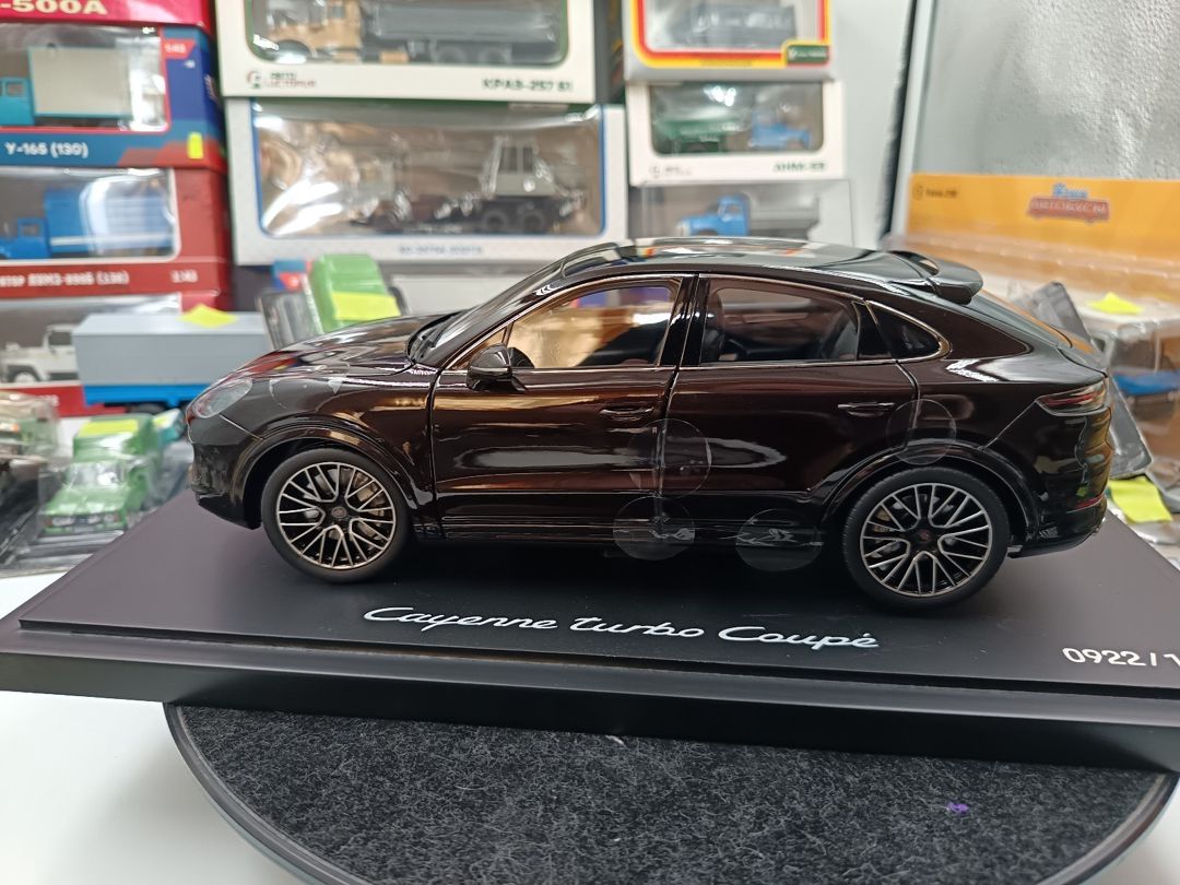 Porsche Cayenne Turbo 1/18 modeli — Kolleksiyalar, Bakı (7)
