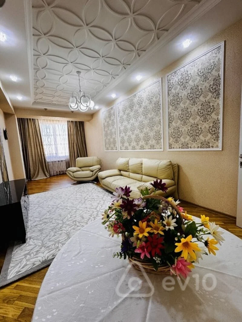 2 otaqlı mənzil, 90 m², badamdar şossesi — Bakı