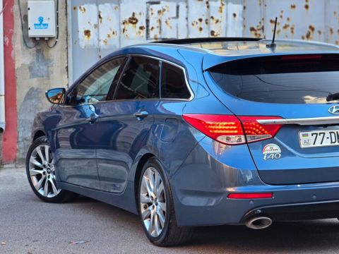 Hyundai i40: 1.7 l 2012 il Universal — 19 000 ₼ · Bakı · Avtomobillər Hyundai i40: 1.7 l 2012 il Universal — Bakı