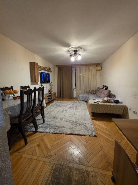 Satılır 3 otaqlı köhnə tikili 75 m² — 142 000 ₼ · Bakı · Mənzil Satılır 3 otaqlı köhnə tikili 75 m² — Bakı