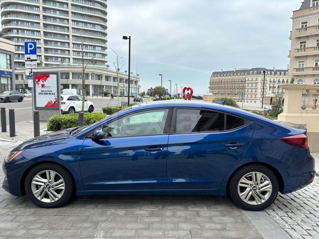 2019 Hyundai Elantra, 2.0 L, 2019, 114,000 km 77-CQ-047 — Avtomobillər, Bakı (7)