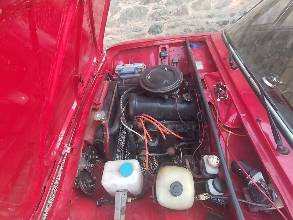 VAZ 2101, qırmızı rəngdə sedan - Kuzov: klassik “Jiquli” dizaynı 60-BU-486 — Avtomobillər, Tovuz (10)