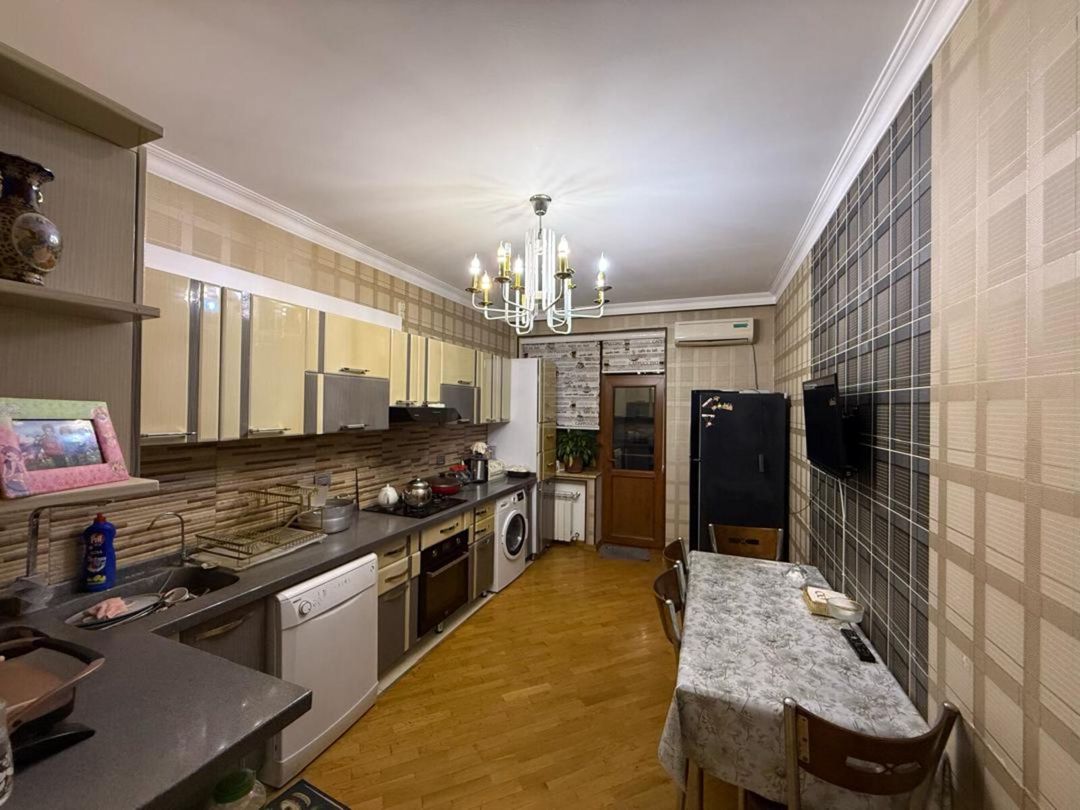 Satılır 4 otaqlı yeni tikili 142 m² — Mənzil, Bakı (11)