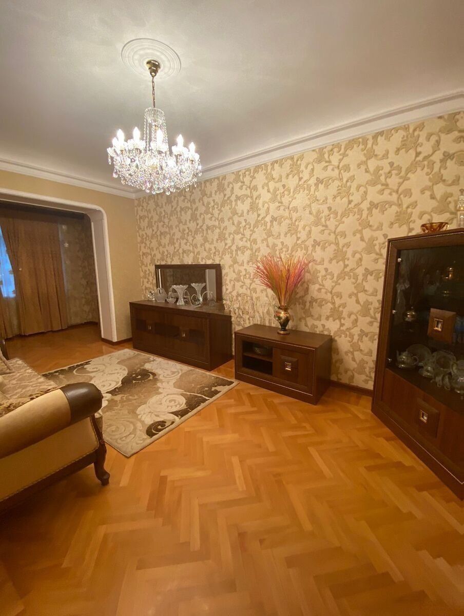 İcarəyə verilir 3 otaqlı köhnə tikili 85 m² — Mənzil, Bakı (2)