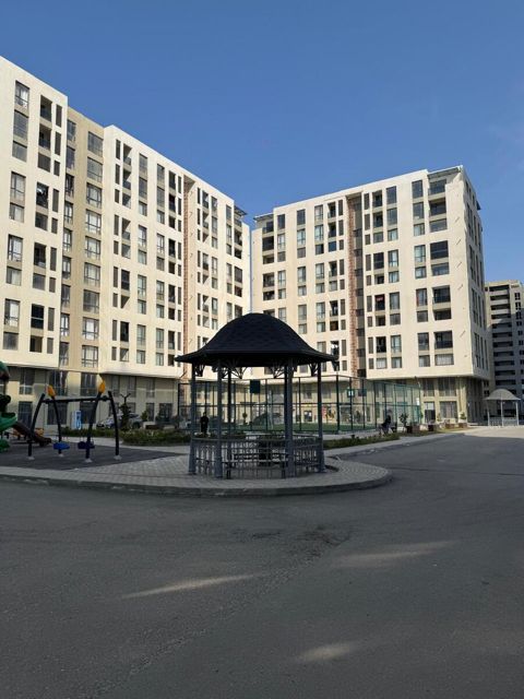 Satılır 4 otaqlı yeni tikili 110 m² — Mənzil