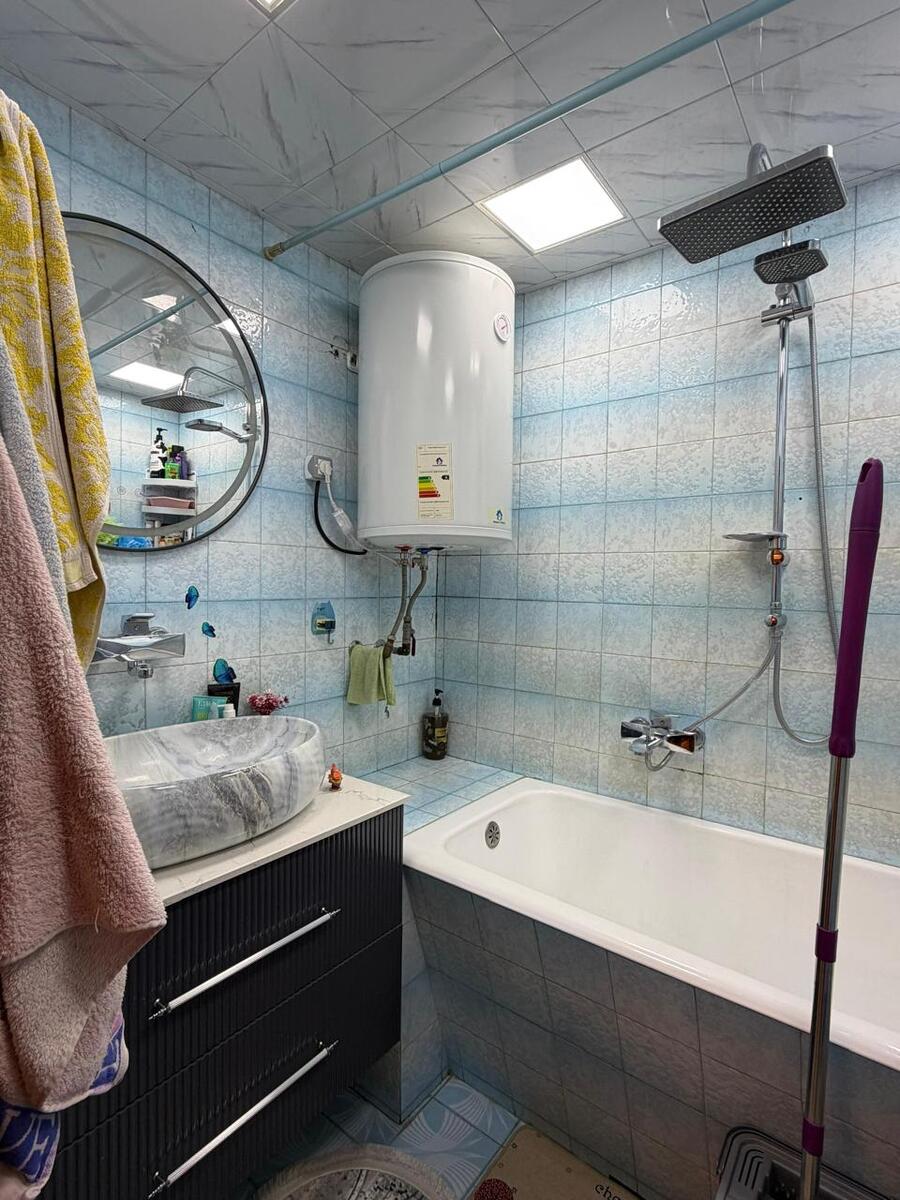 Satılır 2 otaqlı köhnə tikili 62 m² — Mənzil, Bakı (7)