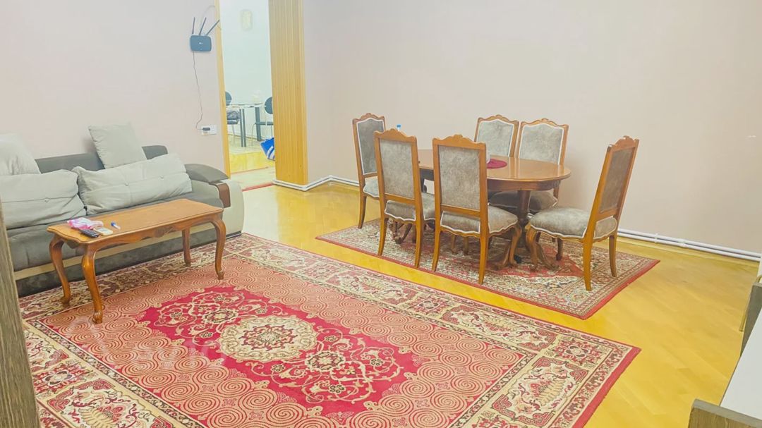 For rent: 3-room apartment (old building), 90 m² — Mənzil, Bakı (2)