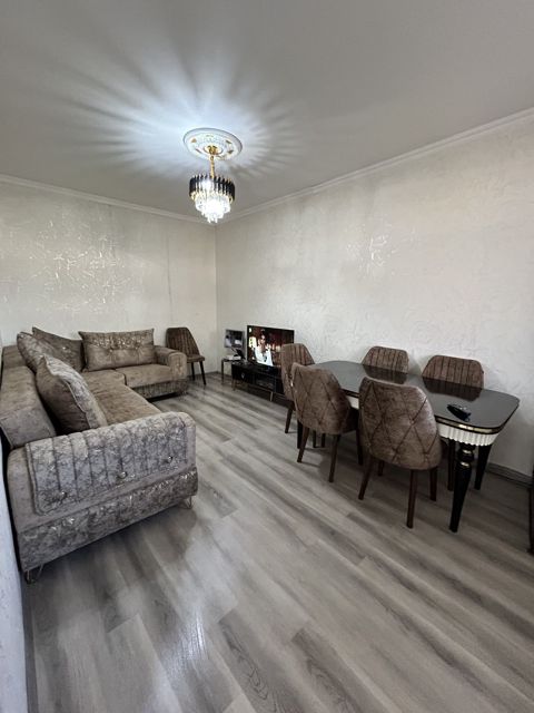 Satılır 3 otaqlı həyət evi/bağ evi 200 m² — Bakı