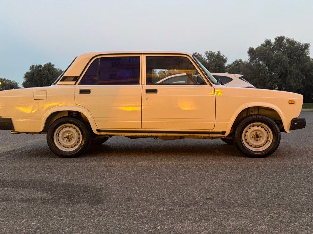 Lada (VAZ) 2107, 1.6 L, 2007 il, 200 000 km 60-BJ-017 — Avtomobillər, Bakı (4)
