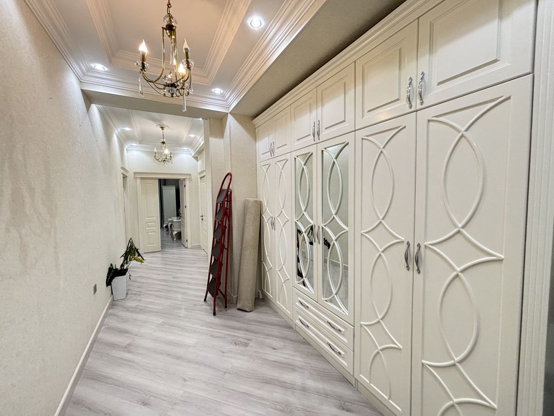 İcarəyə verilir 4 otaqlı yeni tikili 200 m² — Mənzil, Bakı (12)