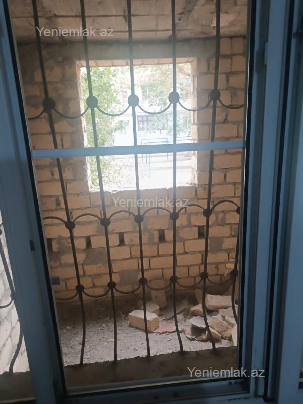 Satılır 3 otaqlı Bina evi menzil (Köhnə tikili), 80 m², 1-ci mikrorayon — Mənzil, Sumqayıt (7)