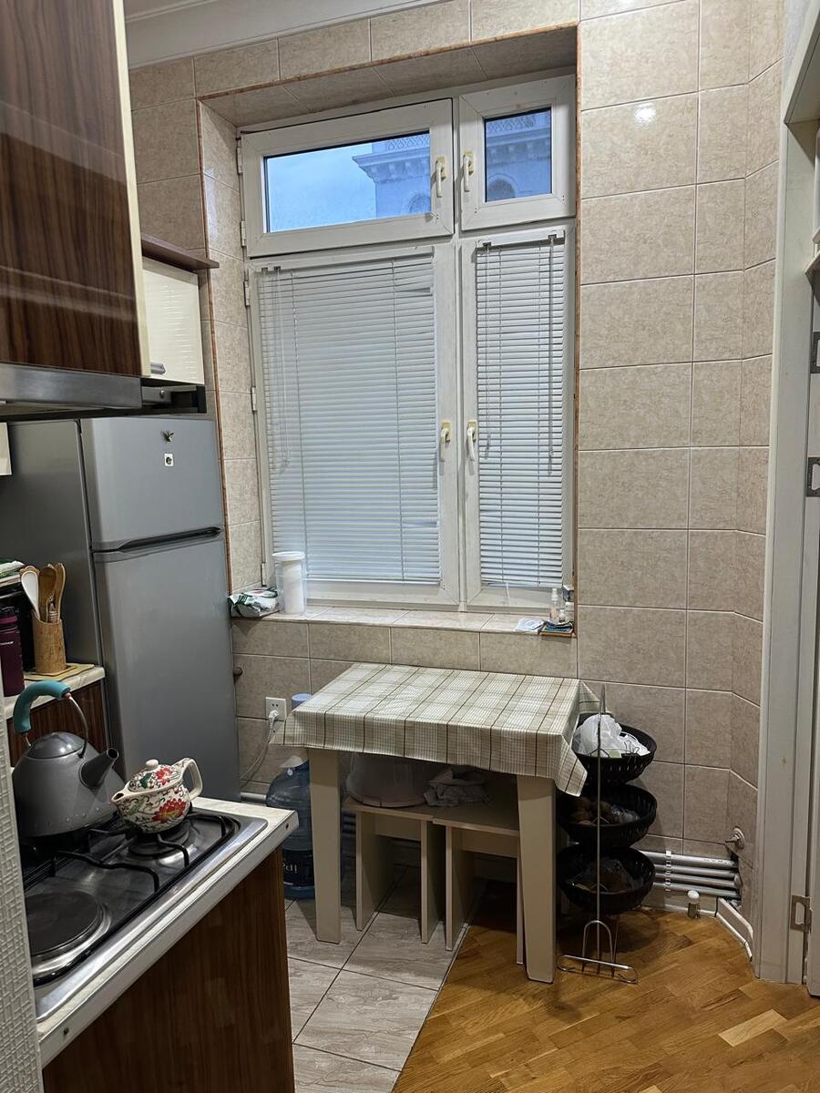 Satılır 2 otaqlı köhnə tikili 45 m² — Mənzil, Bakı (9)
