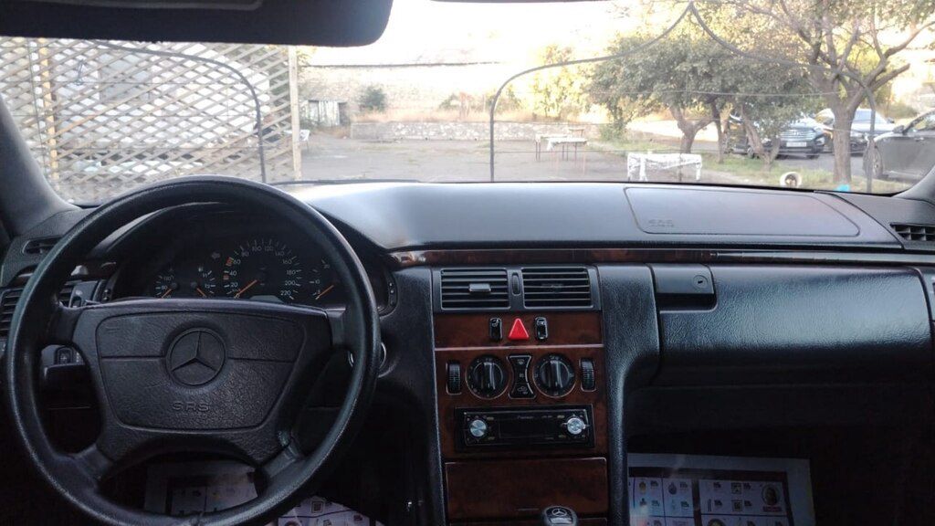 Mercedes E 290, 2.9 L, 1997 il, 571 258 km 62-BN-132 — Avtomobillər, Şəki (9)
