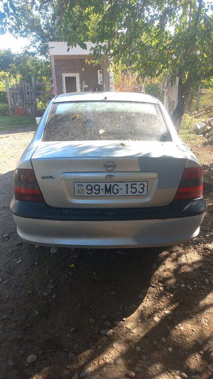 Opel Vectra, 1.6 L, 1996 il, 300 000 km 99-MG-153 — Avtomobillər, Qazax (2)