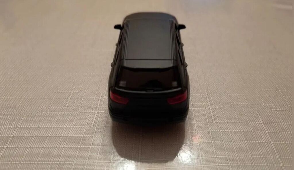 Metal die-cast miniatür SUV model avtomobil - Rəng: mat qara — Modellar, Bakı (4)