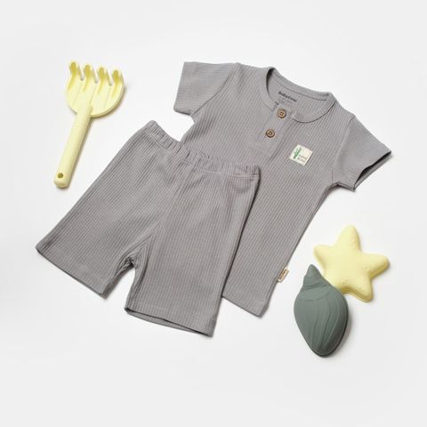 Oğlanlar üçün şortlu dəst BabyCosy CSYB9044, boz, bambuk lifi/pambıq, ölçü 3-6 ay — 33.48 ₼ · Bakı · Mallar Oğlanlar üçün şortlu dəst BabyCosy CSYB9044, boz, bambuk lifi/pambıq, ölçü 3-6 ay — Bakı