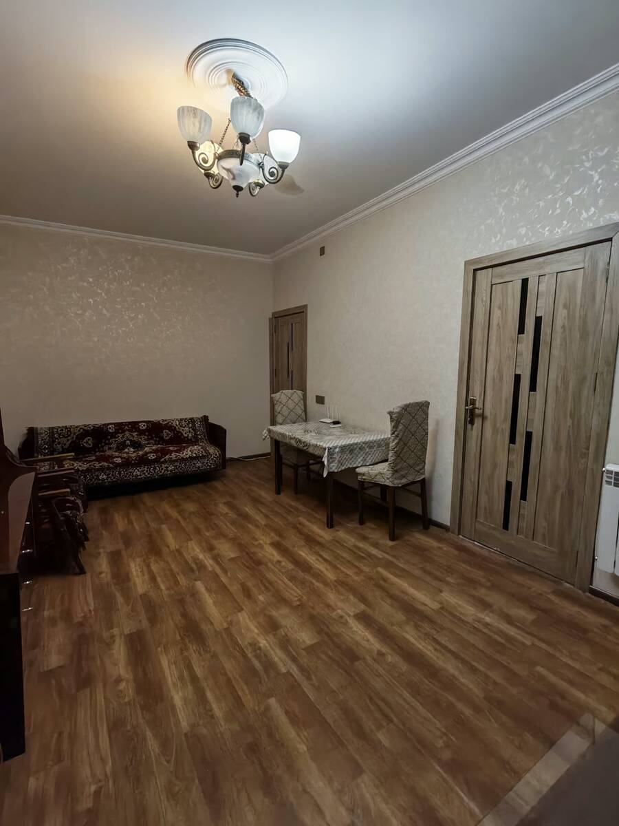 İcarəyə verilir 2 otaqlı köhnə tikili 55 m² — Mənzil, Bakı