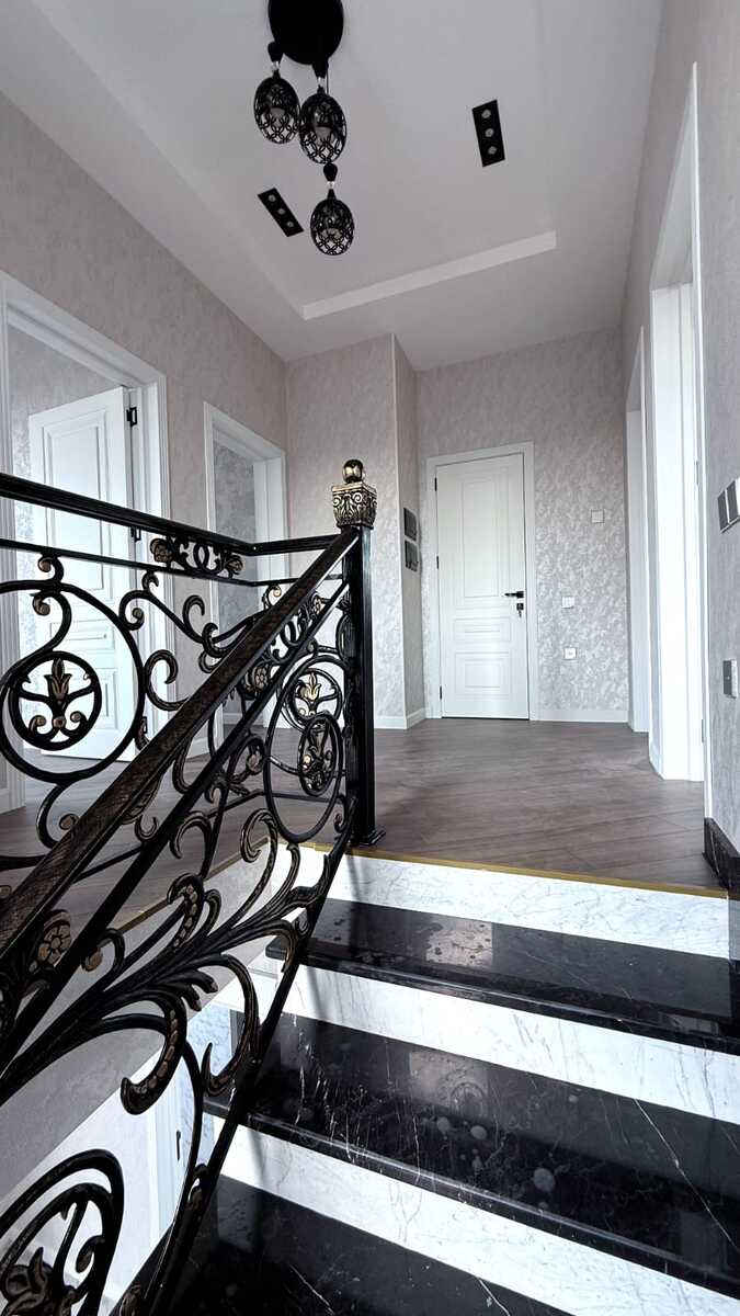 Satılır 5 otaqlı həyət evi/bağ evi 215 m² — Ev, villa, Bakı (12)
