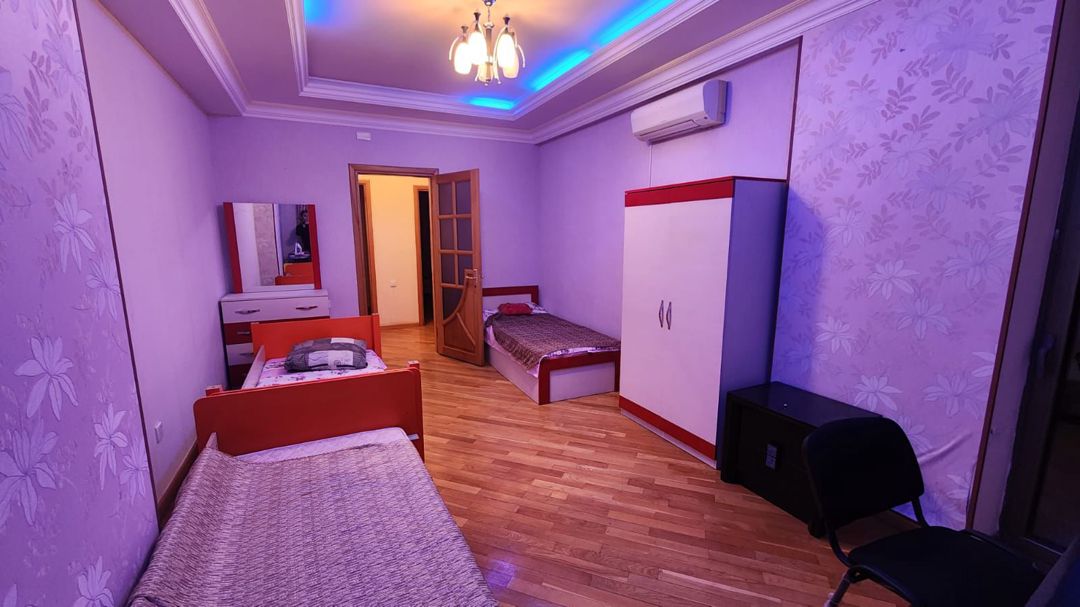 Satılır 4 otaqlı yeni tikili 215 m² — Mənzil, Bakı (7)
