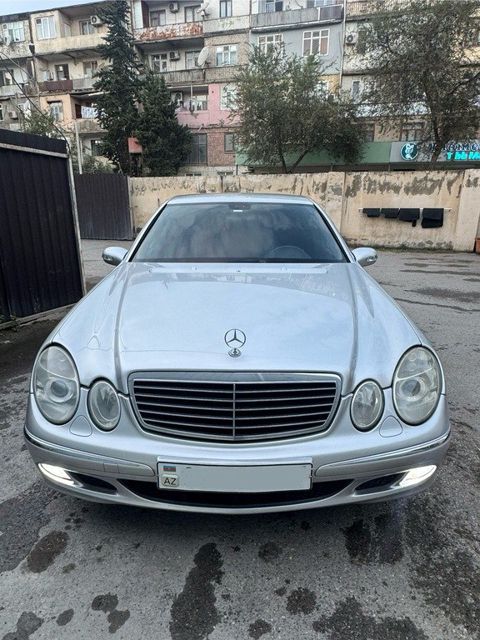Mercedes E 240, 2.6 L, 2002 il, 420 540 km — Bakı