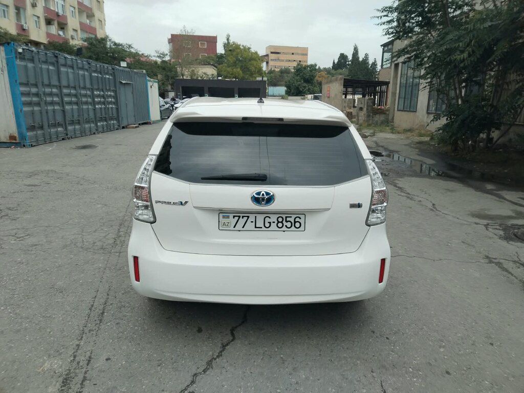 Toyota Prius V, 1.8 L, 1.3 kWh, 2014 il, 264 000 km 77-LG-856 — Avtomobillər, Bakı (4)