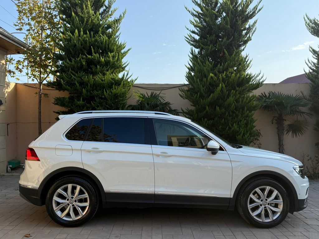 Volkswagen Tiguan, 1.5 L, 2019 il, 130 000 km — Avtomobillər, Bakı (6)