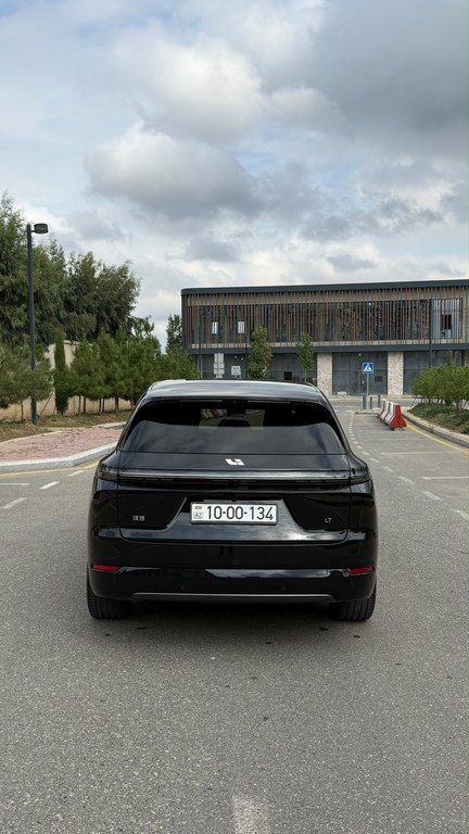 Li Auto L7, 1.5 L, 44.5 kWh, 2024 il, 19 980 km 10-OO-134 — Avtomobillər, Bakı (8)
