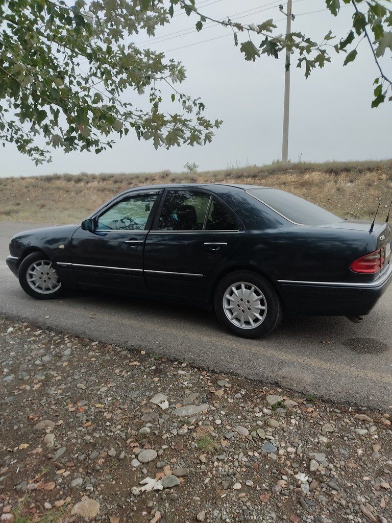 Mercedes E 280, 2.8 L, 1996 il, 434 300 km 10-ML-640 — Avtomobillər, Gəncə (2)