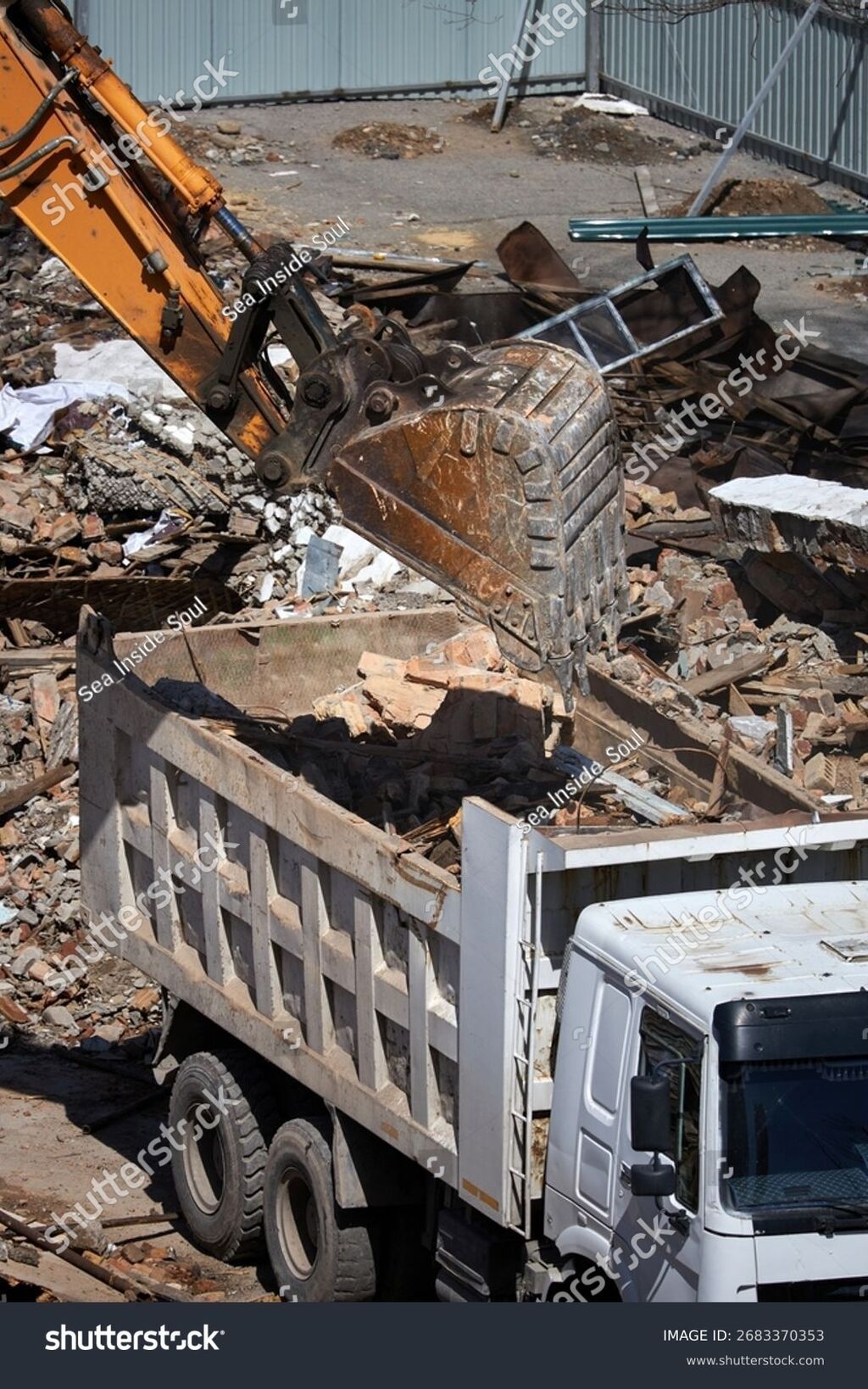 Yeni Evim – Fəhlə Xidməti Gücümüz əmək, məqsədimiz sizin — Tikinti xidmətləri, Masazır (9)