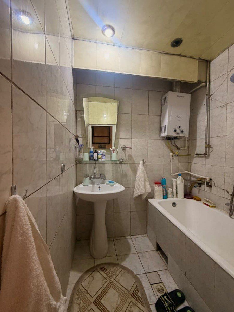 Satılır 3 otaqlı köhnə tikili 70 m² — Mənzil, Bakı (9)