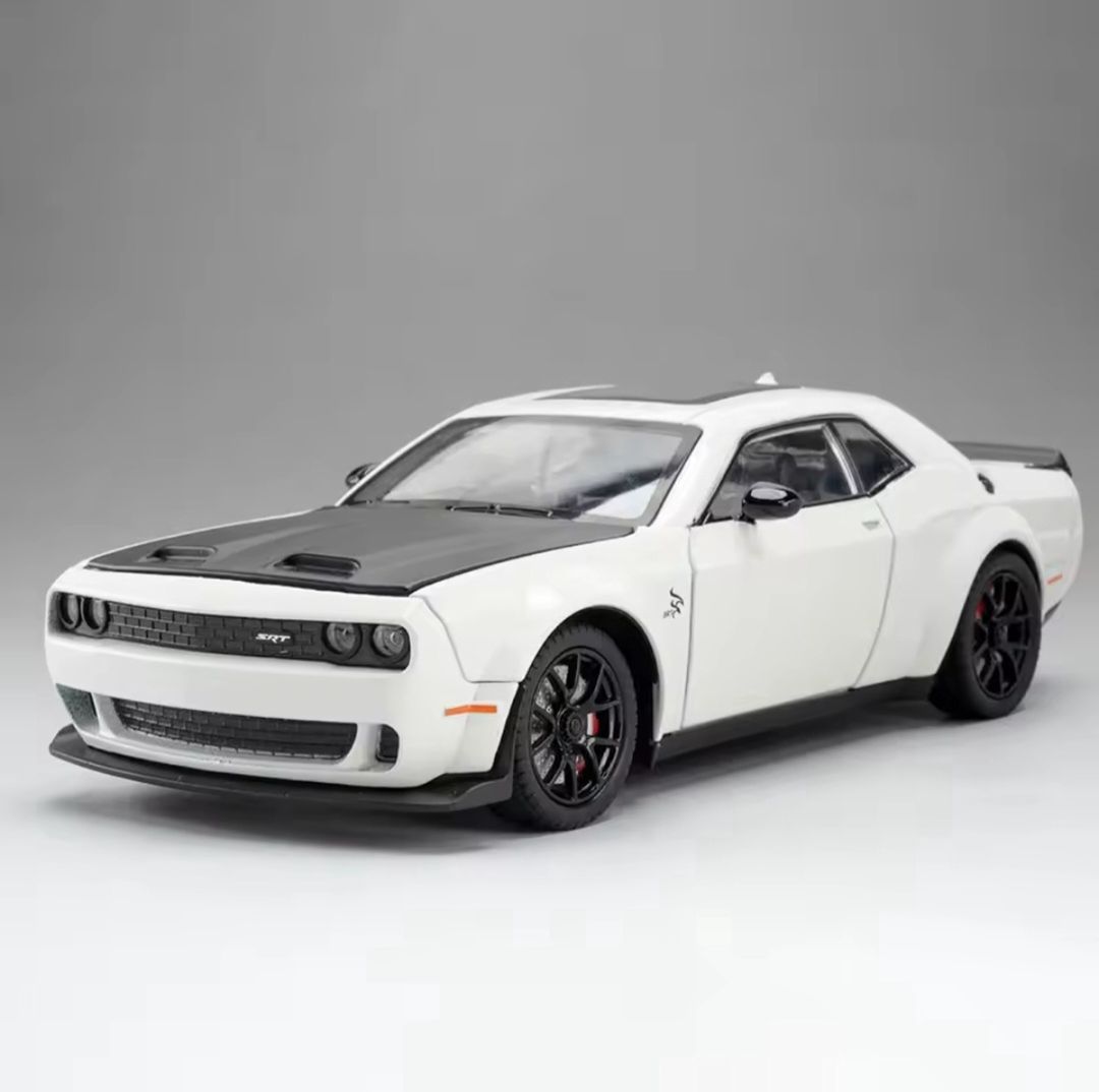Kolleksiya oyuncaq maşını Dodge Challenger Hellcat Redeye F35-ag-352, metal/rezin, qara, 20.5x7x5 sm — Mallar, Bakı