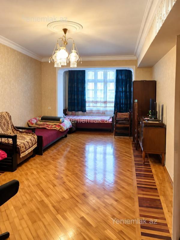 Satılır 2 otaqlı Bina evi menzil (Köhnə tikili), 45 m², Nərimanov rayonu — Mənzil, Bakı