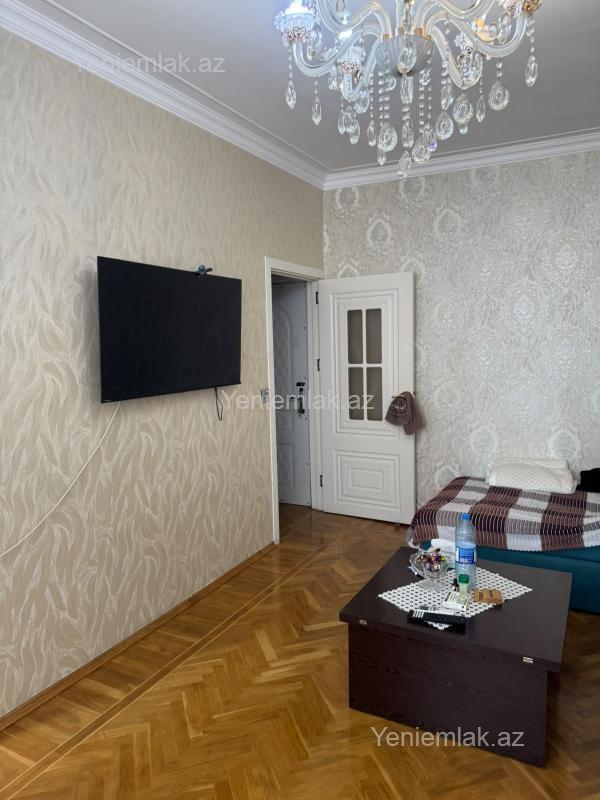 Satılır 2 otaqlı Bina evi menzil (Köhnə tikili), 35 m², Nəsimi rayonu — Mənzil, Bakı (4)
