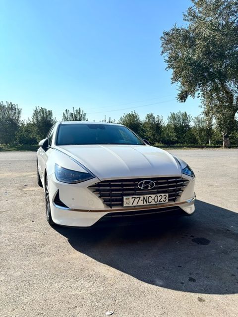 Hyundai Sonata, 2.0 L, 1.62 kWh, 2021 il, 135 000 km — 37 400 ₼ · Bakı · Avtomobillər Hyundai Sonata, 2.0 L, 1.62 kWh, 2021 il, 135 000 km — Bakı