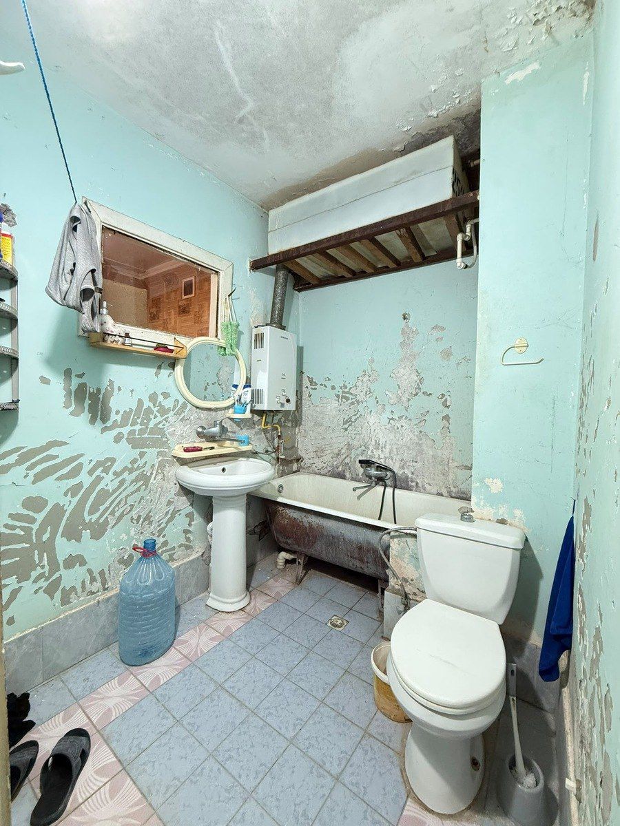 Satılır 1 otaqlı köhnə tikili 40 m² — Mənzil, Bakı (5)